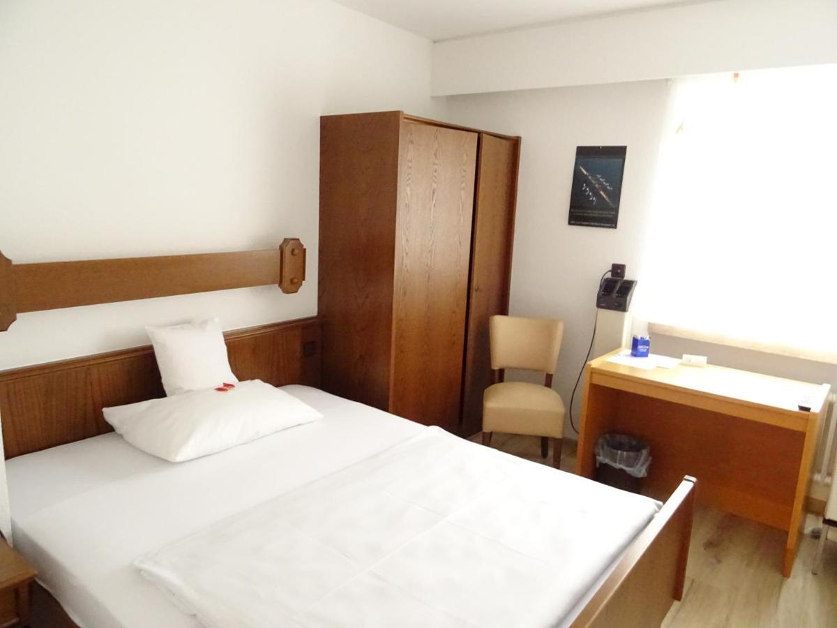 Aparthotel Zum Dom Kleinblittersdorf Exteriér fotografie